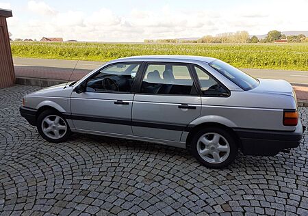 VW Passat Volkswagen 1.6 CL H Kennzeichen HU 08/26 63000 Km