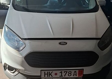Ford Transit Courier (§ 25a UStG)