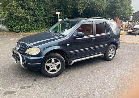 Mercedes-Benz ML 320 LPG 3,5 AHK