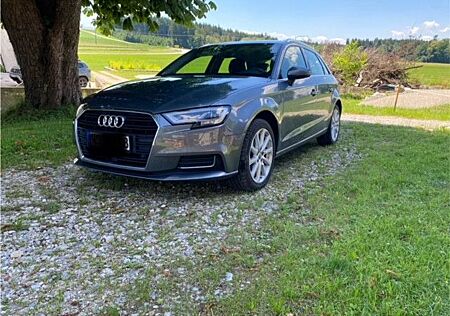 Audi A3 2.0 TDI S tronic design Sportback