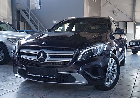 Mercedes-Benz GLA 200 Urban*T:Leder*Navi*
