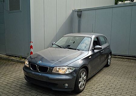 BMW 118i -