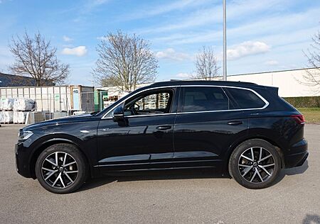 VW Touareg Volkswagen 3,0TDI R-Line 4Motiion Aut Navi Luft AHK