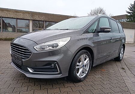 Ford Galaxy Titanium AWD Auto. Leder Panorama 7-Sitze