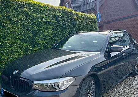 BMW 530d xDrive Touring A -
