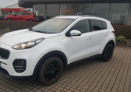 Kia Sportage 1.6 GDI 2WD Dream Team NAVI KAMERA DAB