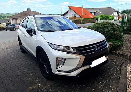 Mitsubishi Eclipse Cross 2.2 DI-D ClearTec 8-AT 4WD Spi...