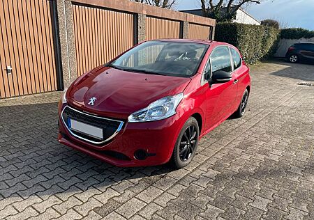 Peugeot 208 I - Bluetooth-Radio, Alu-Felgen