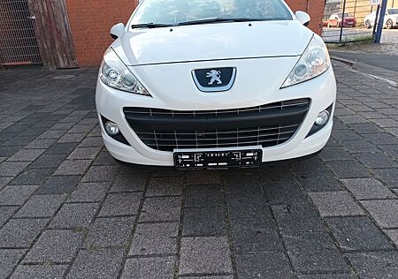 Peugeot 207 CC Black & White Edition 120 Black & Whi...