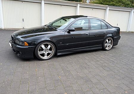 BMW 540i E39 6-Gang VFL, M62B44