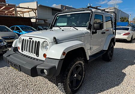Jeep Wrangler / Unlimited Sahara