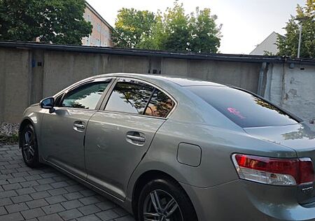 Toyota Avensis Sol 1.8 Valvematic Sol