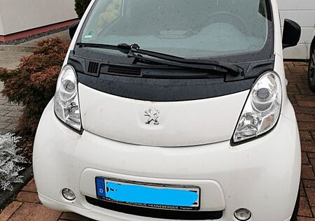 Peugeot iOn Elektromotor 49 kW Modell 2018 Modell 2018