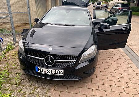 Mercedes-Benz A 180 BlueEFFICIENCY -