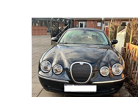 Jaguar S-Type 2.7 Liter V6 Diesel Executive Executive