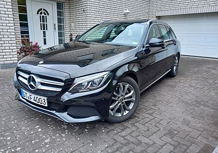 Mercedes-Benz C 180 T AVANTGARDE AVANTGARDE