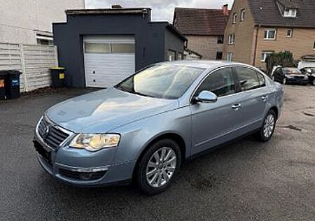 VW Passat Volkswagen 2.0 TDI DPF DSG 125kW Comfortline Com...