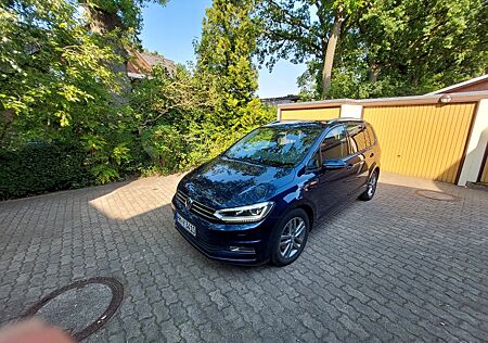 VW Touran Volkswagen 2.0 TDI SCR DSG SOUND BMT SOUND 7 SITZER