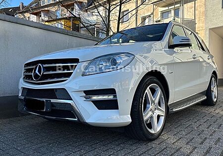 Mercedes-Benz ML 350 CDI BlueTec*AMG Li*Leder*Pano*Nav*SHZ*SBL