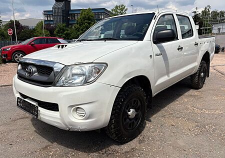 Toyota Hilux Double Cab 4x4 / 106 kW /