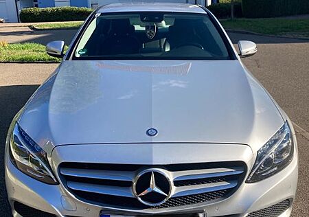 Mercedes-Benz C 220 d 4MATIC AVANTGARDE AUTOM.*NAVI*LED*TEMP