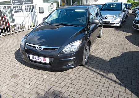 Hyundai i30 Edition+,Klima,1. Hand ,Scheckheft Top !!