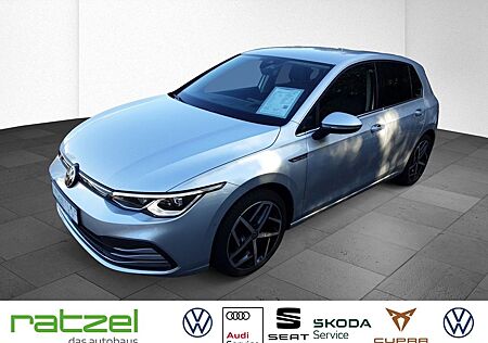 VW Golf Volkswagen VIII Style 1.5 TSI HUD Navi Digitales Cockp