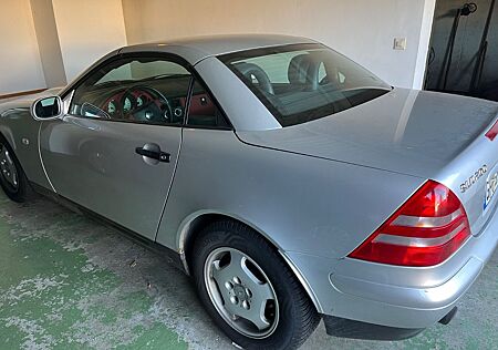 Mercedes-Benz SLK 200 - Roadster