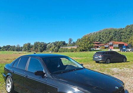 BMW 525 gebraucht kaufen BMW 525i A Exclusive Exclusive