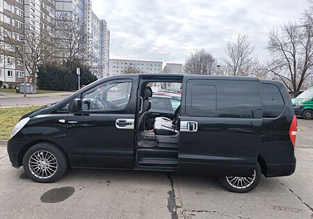Hyundai H-1 H1 neu TÜV 8 Sitzplätze