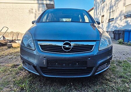 Opel Zafira 2.2  Edition
