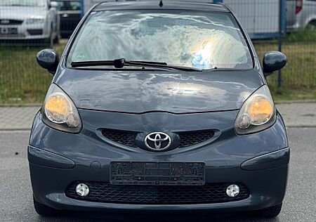 Toyota Aygo (X) Aygo 1.0 City 68PS Servo Allwetterreifen TÜV NEU