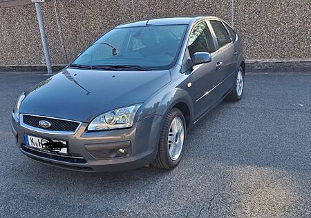 Ford Focus 1,6 Ti-VCT Trend Trend