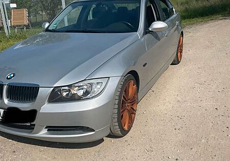 BMW 325i E90 | 3er Limousine | 218 PS | Automati
