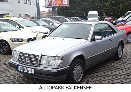 Mercedes-Benz 230 CE H-KENNZEICHEN OLDTIMER AUTOMATIK