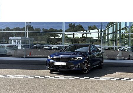 BMW 330iA / Jahreswagen / ACC/ GSD / HK / LED / Lede