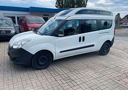 Opel Combo ComboSelection Behindertengerecht Rollstuhlrampe