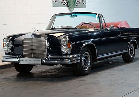Mercedes-Benz 300 SE Cabrio
