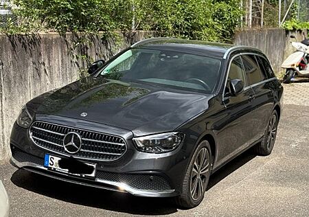 Mercedes-Benz E 400 d 4MATIC / 34.999€ / 1 Jahr Garantie