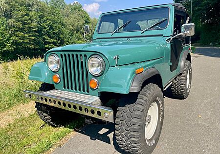 Jeep CJ CJ5 GFK-Karosserie 6Zyl. 4,2L