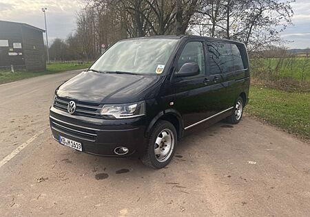 VW T5 Multivan Volkswagen Highline Stand+ Sitzhzg Navi Kamara