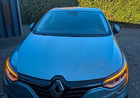 Renault Megane TCe 140 GPF Limited Limited