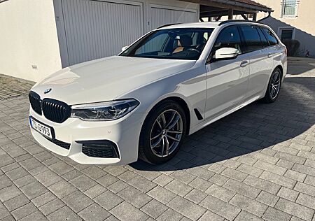 BMW 530d xDrive Touring M-Paket Sport 8xNEUbereift