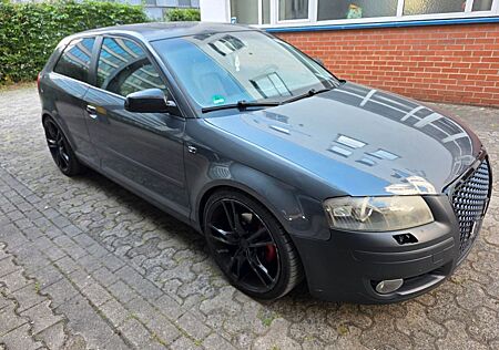 Audi A3 2.0 FSI Klimaautomatik Sitzheizung Tempomat
