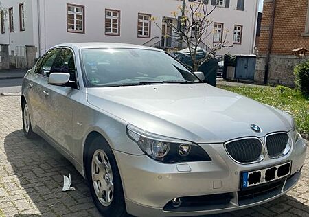 BMW 525i Automatik & geplegt