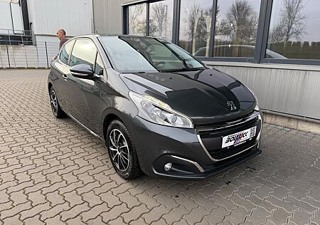 Peugeot 208 Active, PDC hinten