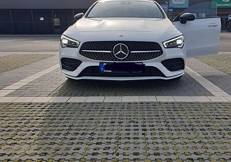 Mercedes-Benz CLA 200 Shooting Brake CLA 200 d DCT Shootin...