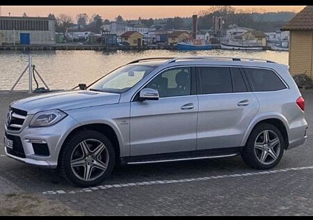 Mercedes-Benz GL 63 AMG Mercedes Benz GL 63AMG, Voll, Massage,360,Selbs