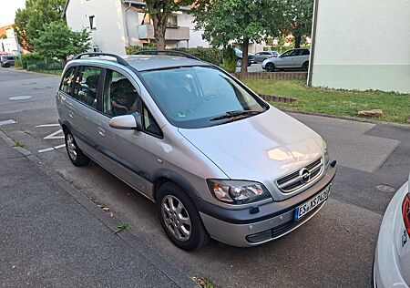Opel Zafira 1.8 16V -