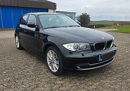 BMW 116 E87 Top Zustand/Navi/Xenon/PDC/Tempomat